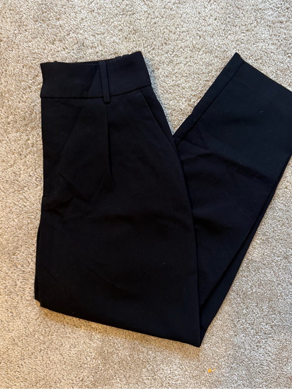 Zara Women’s Black High Waisted Pleated Trousers Size M